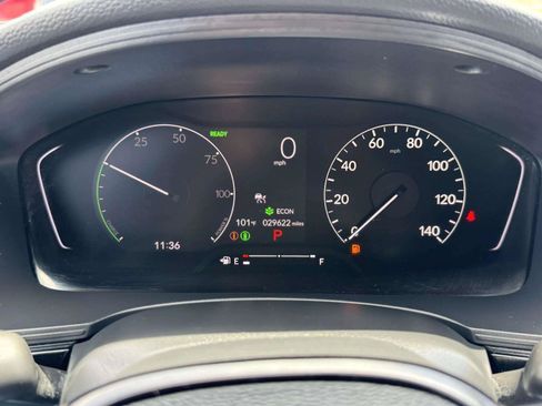 Used 2025 Honda Civic Sport image 32