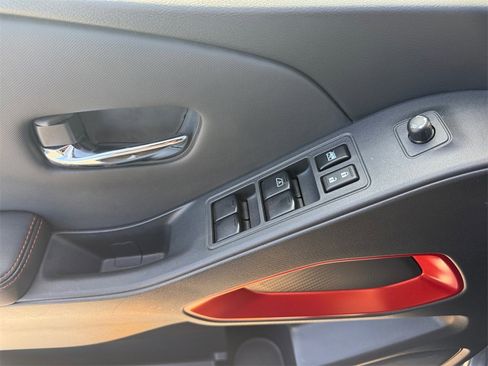 Used 2024 Nissan Frontier Pro-X image 19