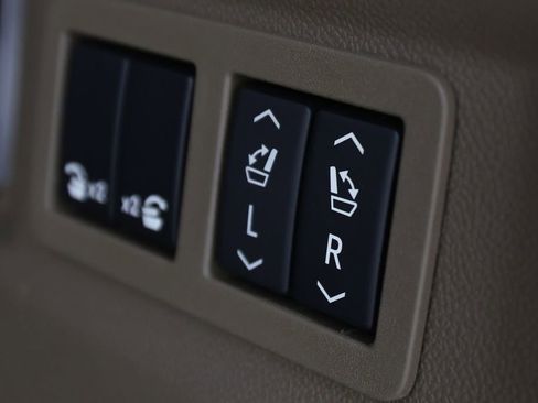 Used 2026 GMC Yukon Denali image 14