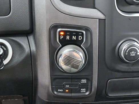 Used 2015 RAM 1500 Express AWD/4WD image 19