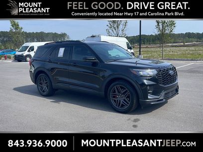 Used 2025 Ford Explorer ST