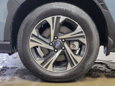 Used 2025 Subaru Crosstrek 2.0i Premium image 10