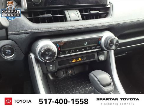 Used 2025 Toyota RAV4 XLE image 20