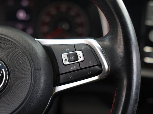 Used 2020 Volkswagen Jetta GLI FWD image 30