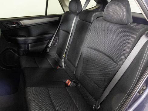Used 2017 Subaru Outback 2.5i Premium image 37
