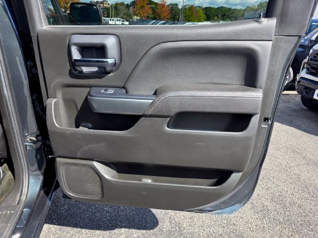 Used 2018 Chevrolet Silverado 1500 LT w/ All Star Edition AWD/4WD image 12