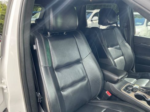 Used 2017 Jeep Grand Cherokee Limited AWD/4WD image 35