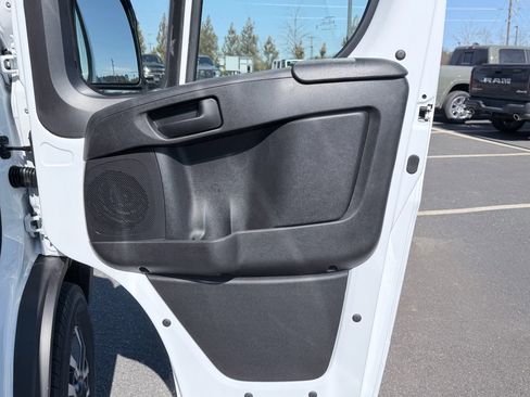 New 2026 RAM ProMaster 2500 w/ Quick Order Package 22G SLT image 25