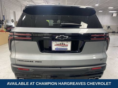 Used 2024 Chevrolet Traverse LT w/ Midnight/Sport Edition AWD/4WD image 40