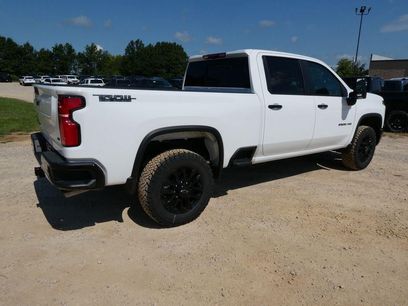 New 2026 Chevrolet Silverado 2500 LT w/ Trail Boss Package