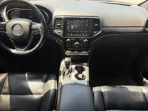Used 2021 Jeep Grand Cherokee Overland AWD/4WD image 13
