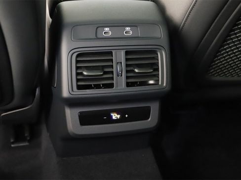 New 2025 Audi Q5 Premium image 22