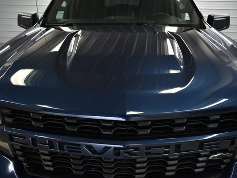 Used 2021 Chevrolet Silverado 1500 Custom w/ LPO, Dark Essentials Package AWD/4WD image 37