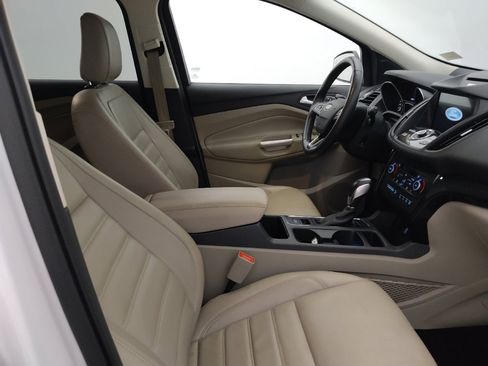 Used 2018 Ford Escape Titanium w/ Ford Safe & Smart Package image 21