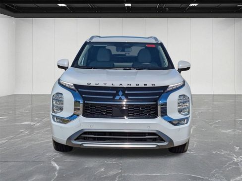 New 2025 Mitsubishi Outlander SEL image 8