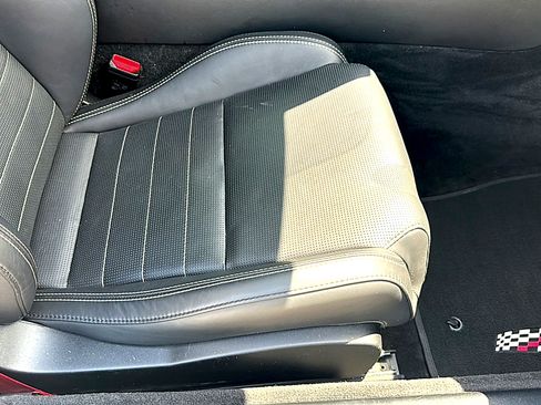 Used 2020 Jaguar F-TYPE Coupe RWD image 20