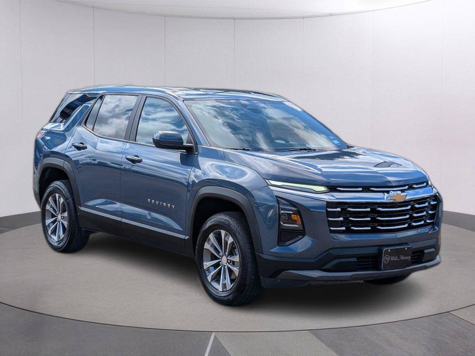 Used 2026 Chevrolet Equinox LT w/ Convenience Package II FWD image 8