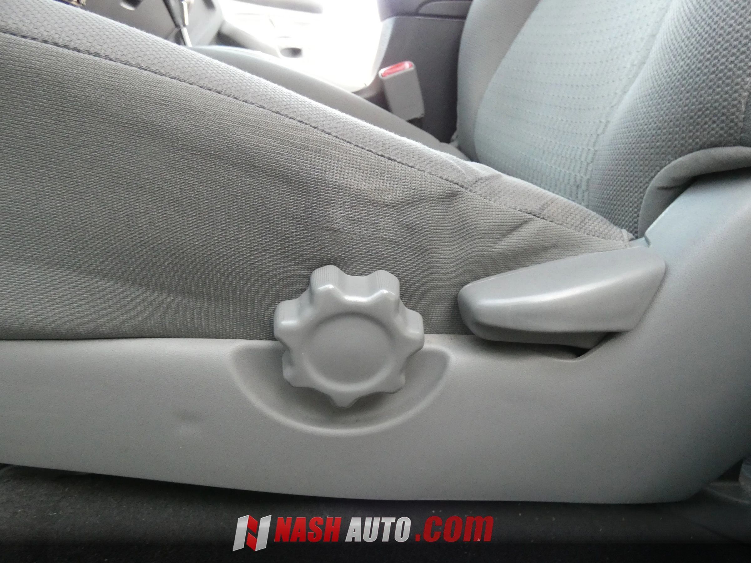 Used 2015 Toyota Tacoma PreRunner w/ SR5 Package RWD image 43