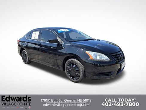 Used 2015 Nissan Sentra SV FWD image 1