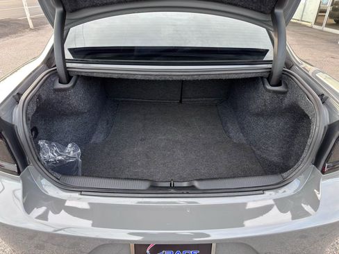 Used 2019 Dodge Charger R/T w/ Blacktop Package image 37