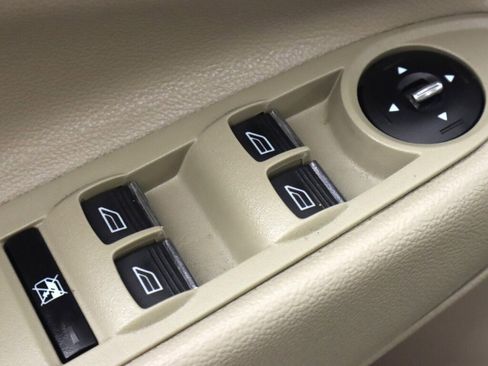 Used 2016 Ford C-MAX SE w/ Equipment Group 203A image 26