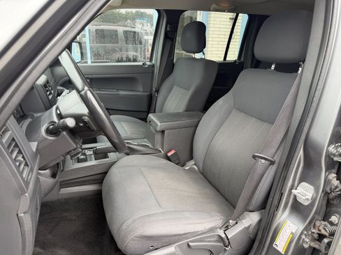 Used 2012 Jeep Liberty Sport w/ Popular Equipment Group AWD/4WD image 13