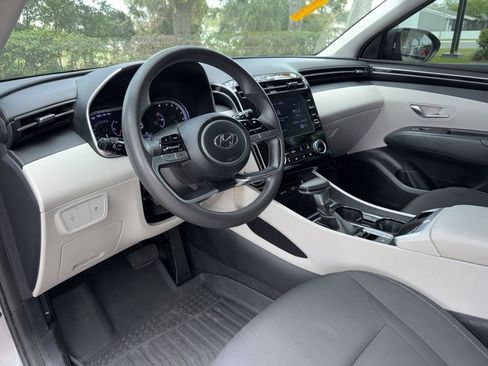 Used 2022 Hyundai Tucson SE image 12