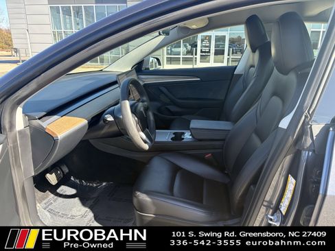 Used 2023 Tesla Model 3 Standard Range image 7