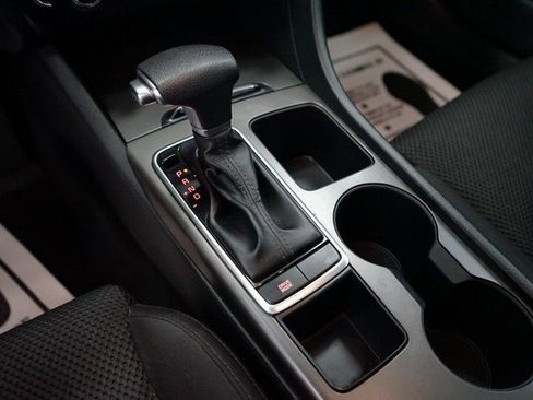 Used 2020 Kia Optima LX image 35