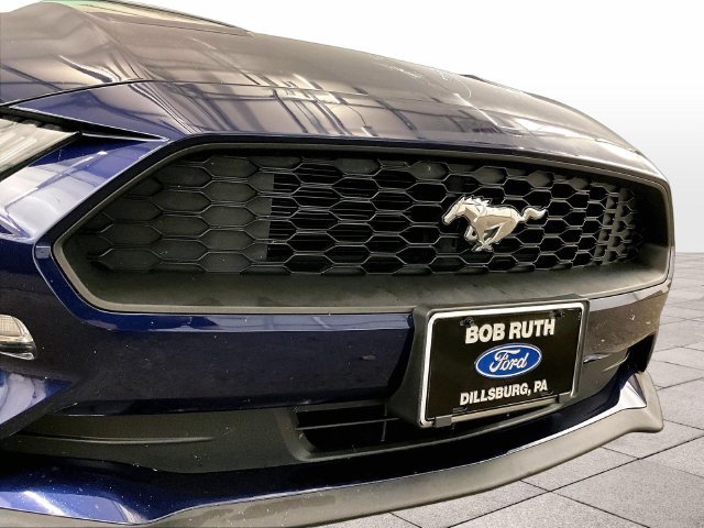 Used 2018 Ford Mustang Coupe w/ Equipment Group 101A RWD image 29