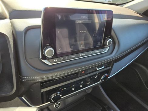 Certified 2023 Nissan Rogue S AWD/4WD image 15
