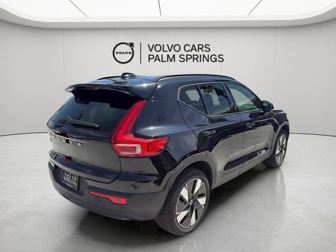 New 2025 Volvo EX40 Core w/ Climate Package AWD/4WD image 7