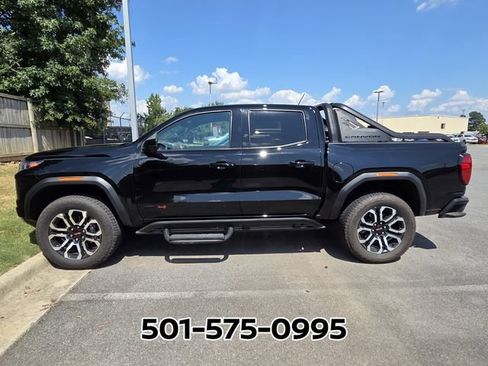 Used 2025 GMC Canyon AT4 w/ Nightfall Edition AWD/4WD image 2