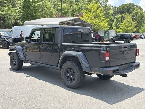 Used 2022 Jeep Gladiator Sport AWD/4WD image 3