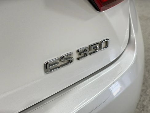 Used 2016 Lexus ES 350 w/ Premium Package w/Wood Trim FWD image 74