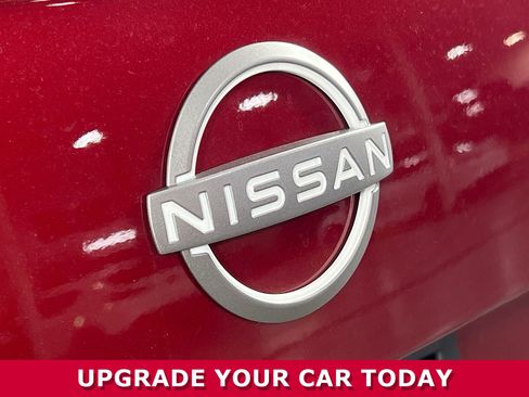 Used 2025 Nissan Versa SV w/ Trunk Package image 30