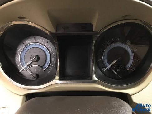 Used 2010 Buick LaCrosse CXL image 47