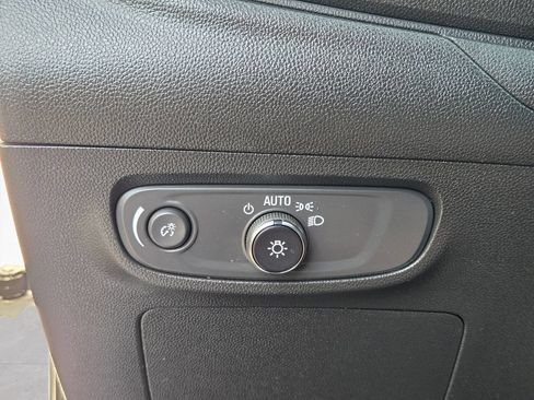 Used 2024 Buick Encore GX Sport Touring FWD image 23