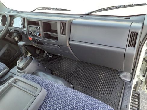 New 2024 Chevrolet Low Cab Forward RWD image 9