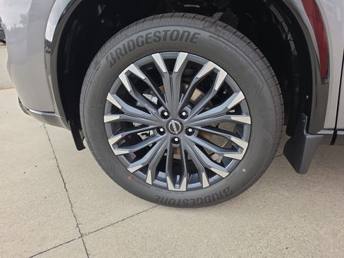 New 2026 Nissan Rogue Platinum AWD/4WD image 11