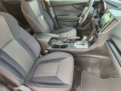 Used 2018 Subaru Crosstrek 2.0i Premium w/ Moonroof Package image 16