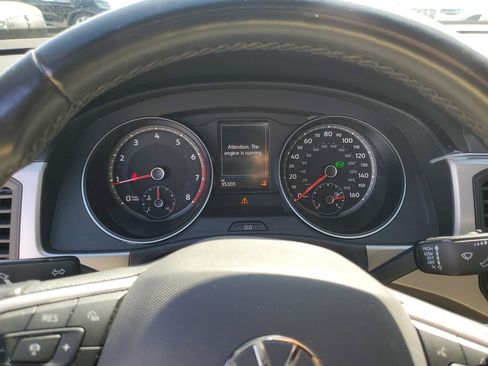 Used 2020 Volkswagen Atlas Cross Sport SE w/ Panoramic Sunroof Package image 28