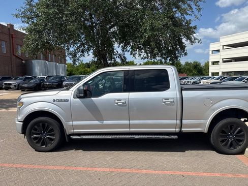 Used 2016 Ford F150 XLT w/ Equipment Group 302A Luxury AWD/4WD image 8