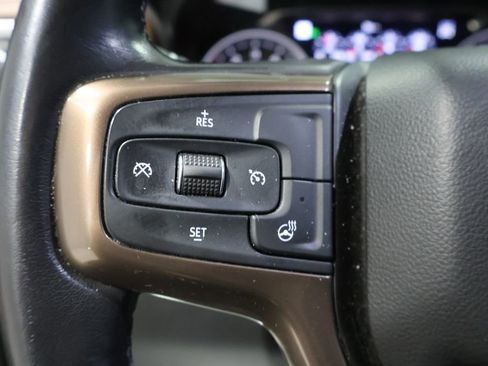 Used 2019 Chevrolet Silverado 1500 High Country image 38