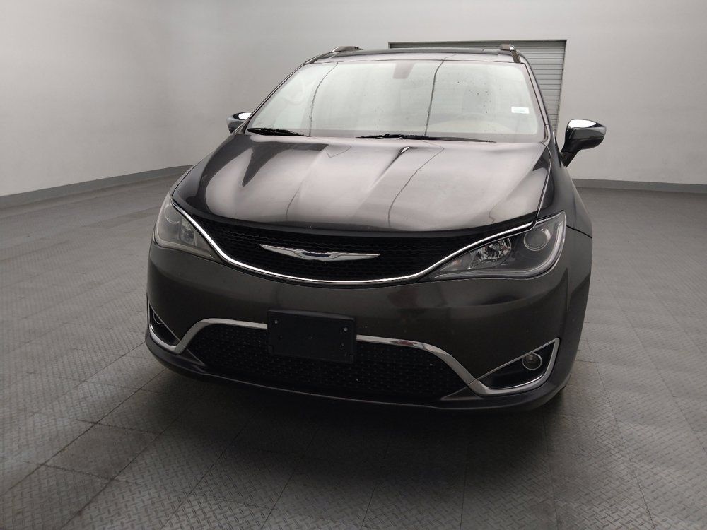 Used 2017 Chrysler Pacifica Limited FWD image 15