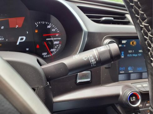 Used 2018 Chevrolet Corvette Grand Sport RWD image 22