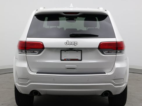 Used 2020 Jeep Grand Cherokee Overland RWD image 8