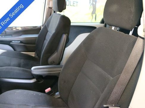 Used 2017 Dodge Grand Caravan SE w/ Power Window Group FWD image 19