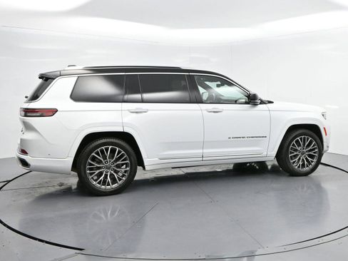 Used 2021 Jeep Grand Cherokee L Summit AWD/4WD image 8
