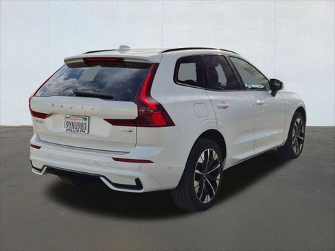 Used 2026 Volvo XC60 T8 Plus w/ Protection Package Premier AWD/4WD image 5